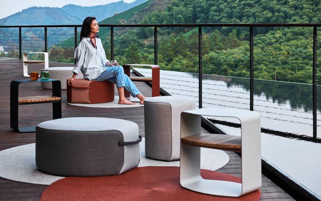 10393 Gartenbeistelltisch 2026