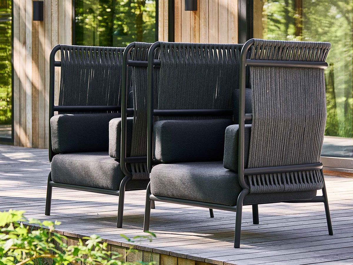 Gartenfauteuille hoch