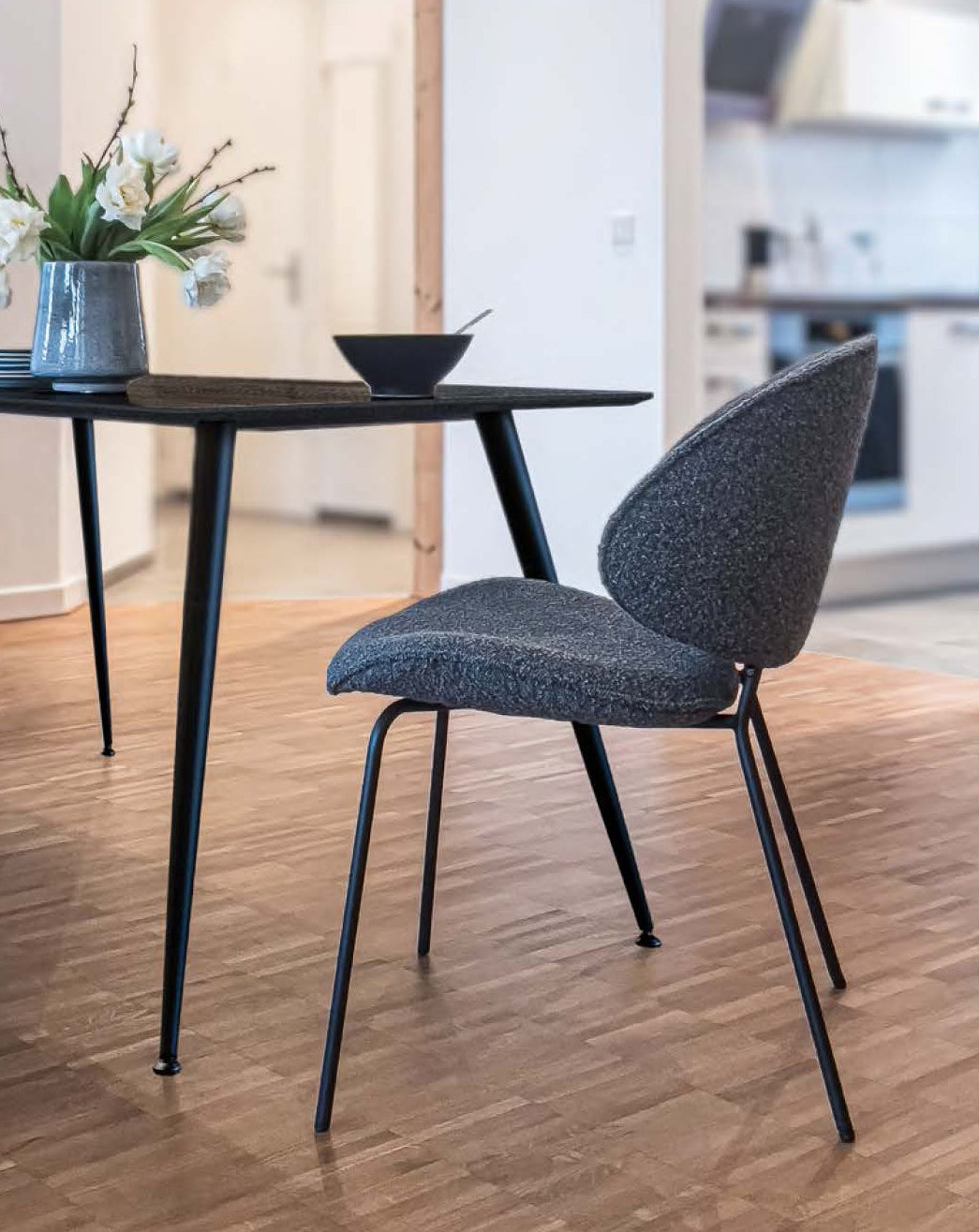 10037 Stuhl 2026