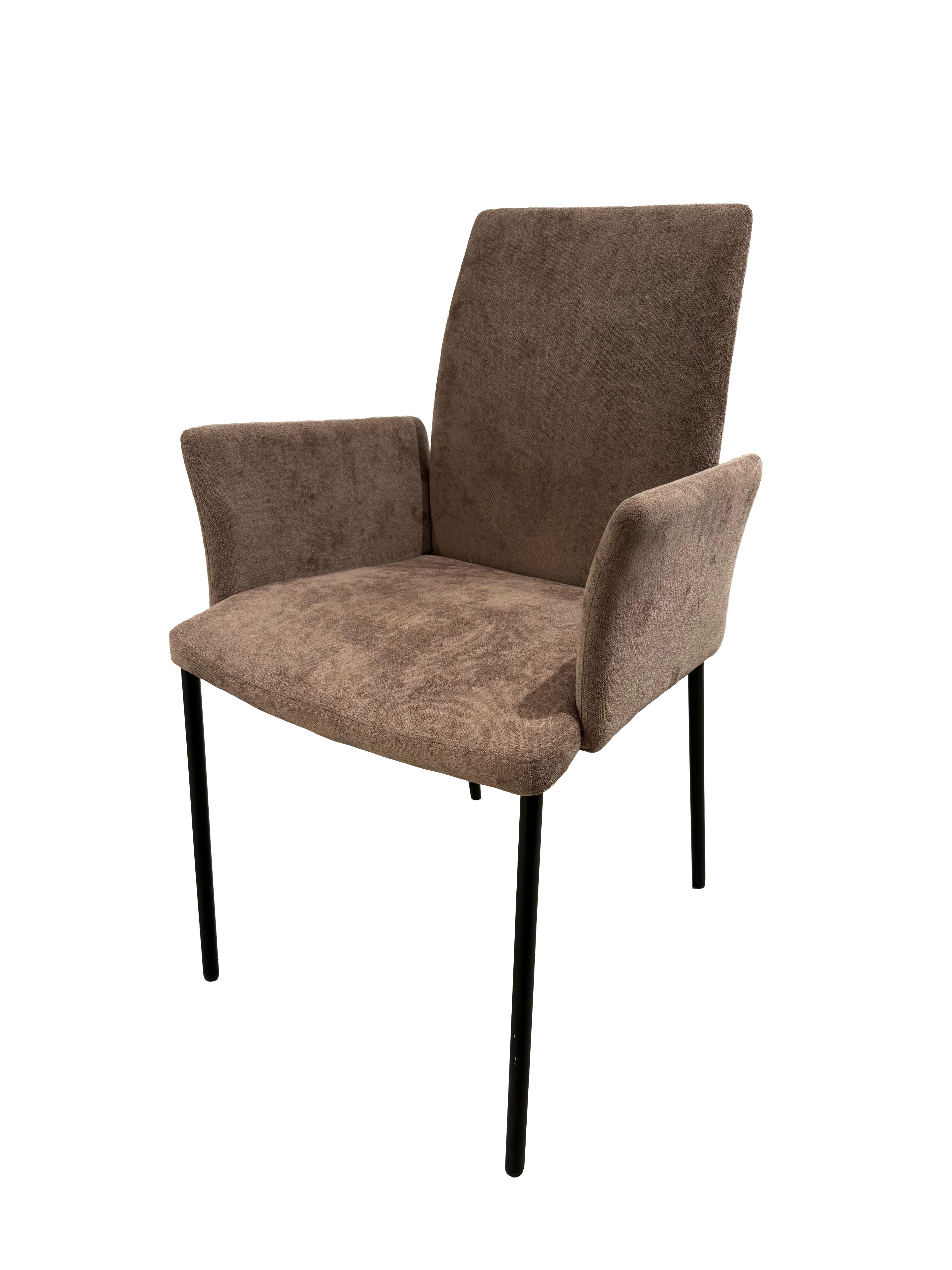 10289 Armlehnstuhl 2026