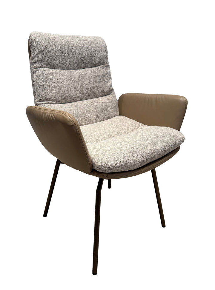 10121 Armlehnstuhl, Drehstuhl 2025