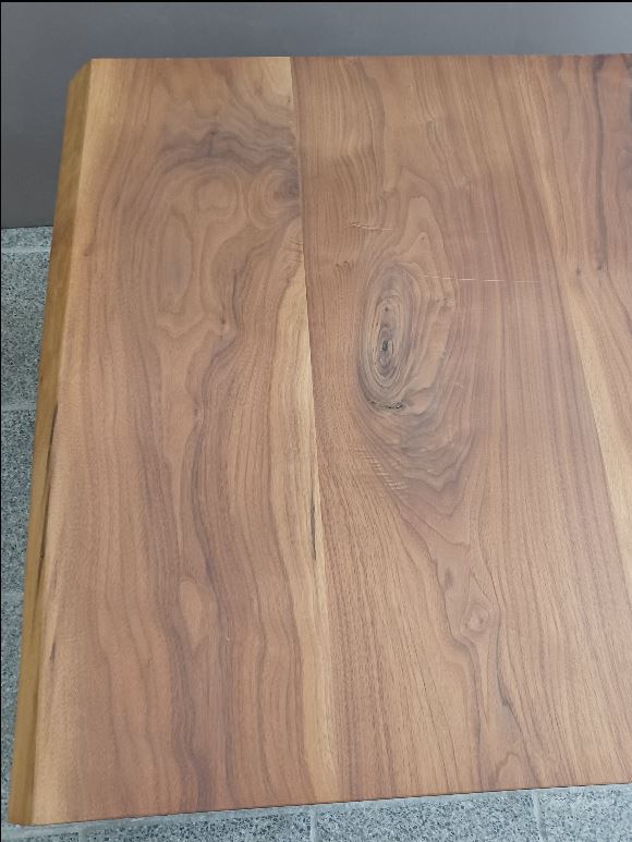10534 Couchtisch 2025