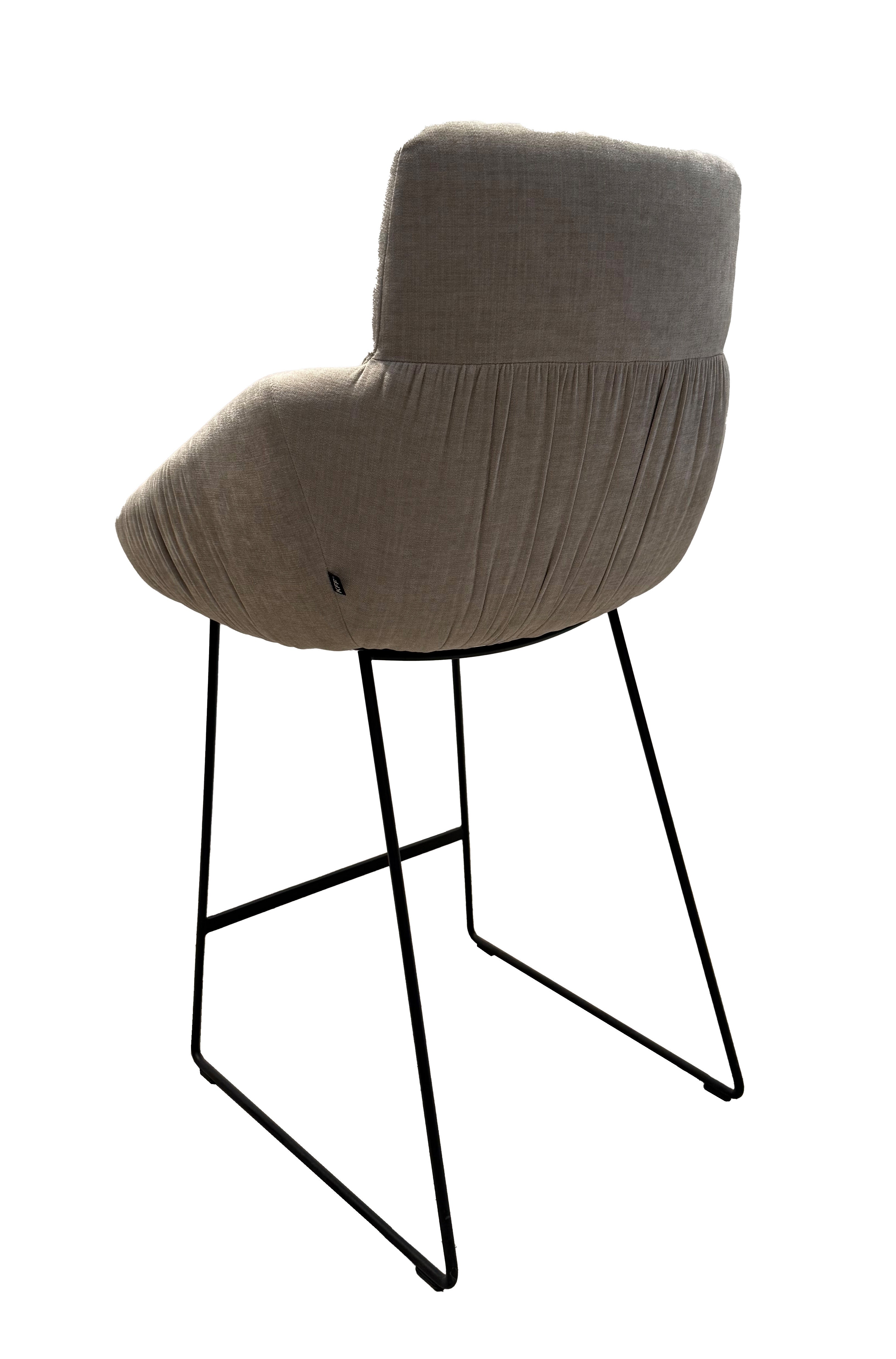 10125 Thekenstuhl 2025