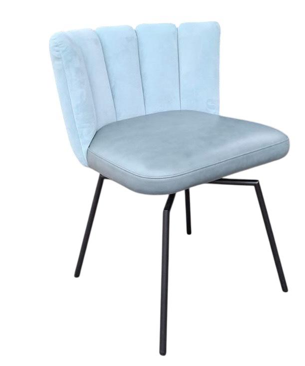 10133 Armlehnstuhl 2025