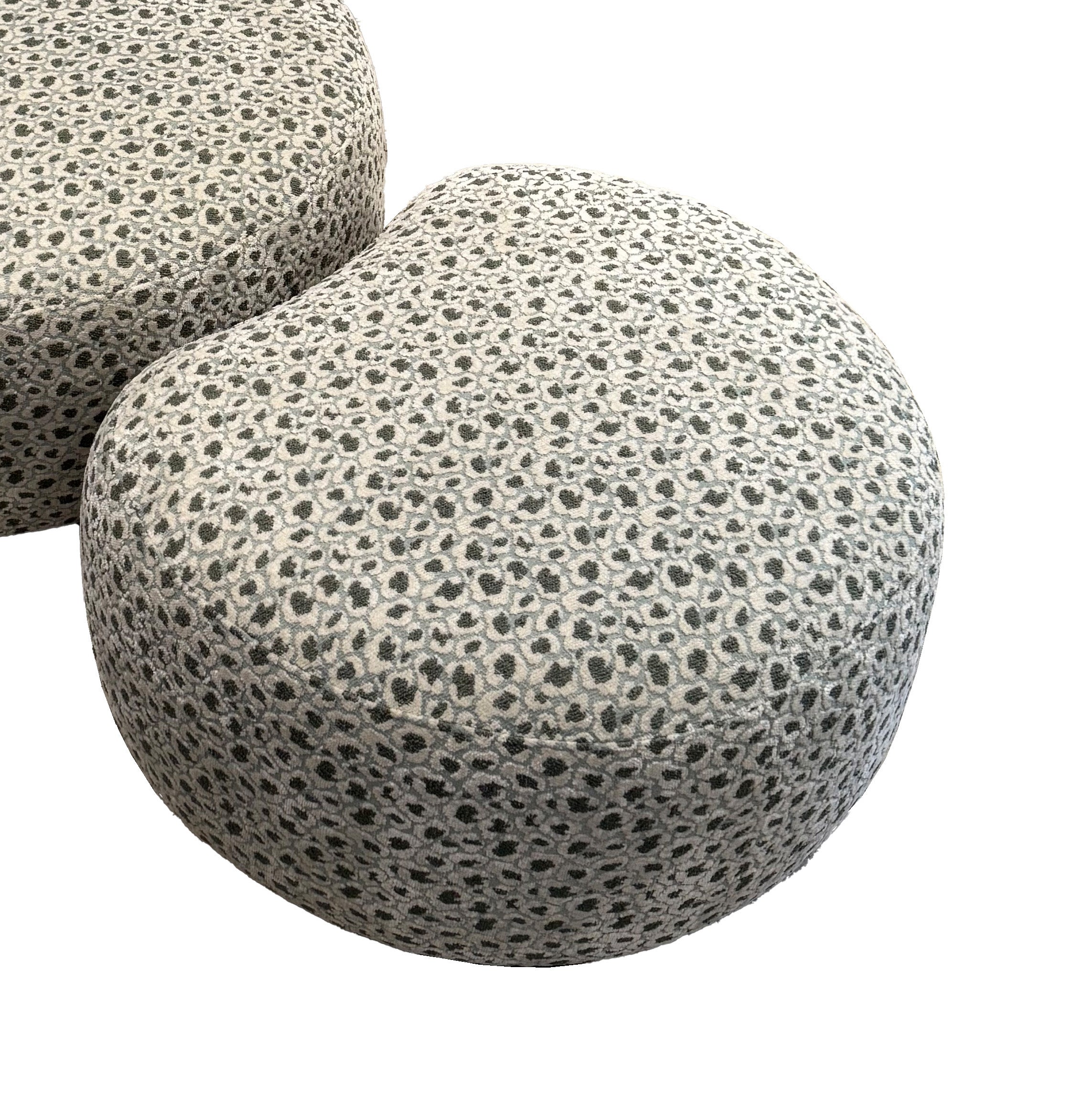 10140 Hocker zu Drehfauteuille klein 2025