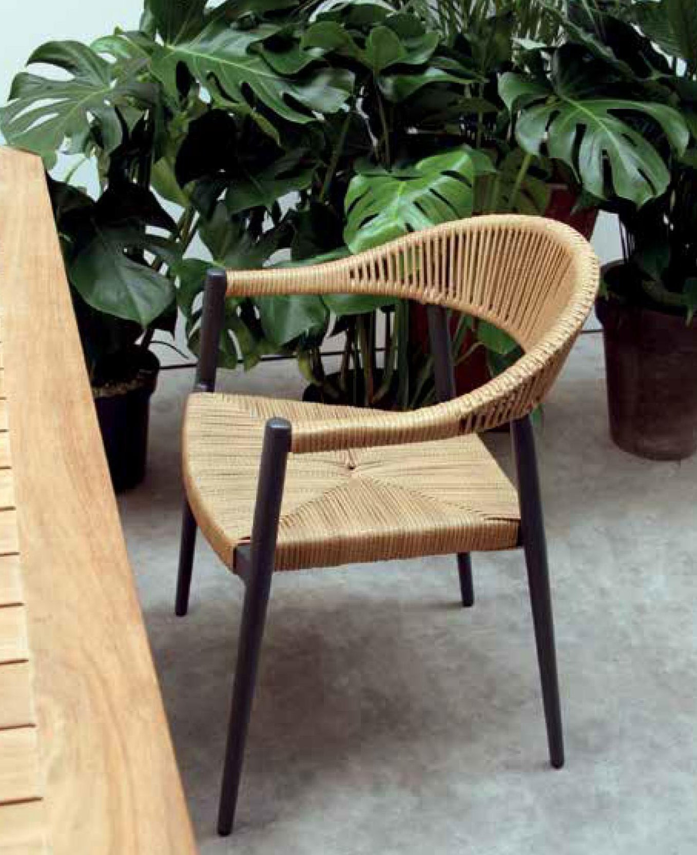 10520 Gartenarmlehnstuhl 2026