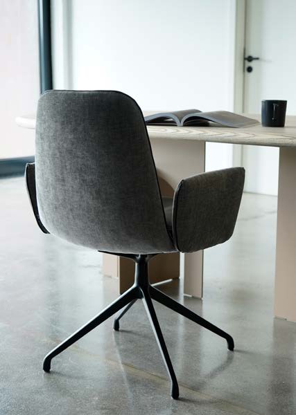 10147 Armlehnstuhl, Drehstuhl 2025