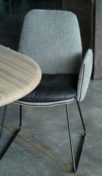 10146 Armlehnstuhl 2025